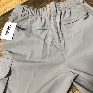 Cabelas brand outdoor pants/shorts